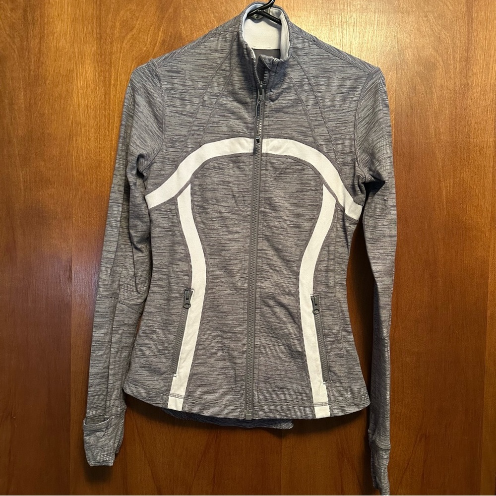 Lululemon Define Jacket Full Zip Grey White Striped 6‎